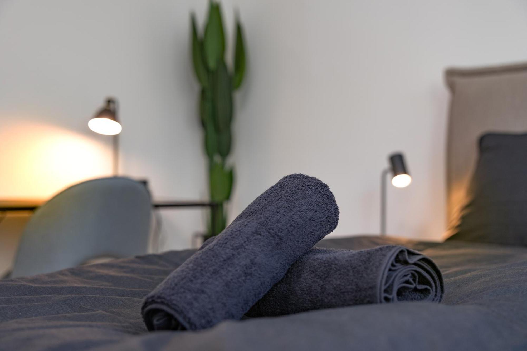 Sweethome - Kueche, Stellplatz, Wlan, Naehe S-bahn Apartment *